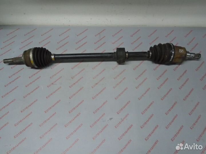 Nissan 39100-BM720 Вал приводной правый