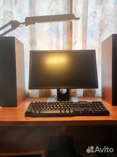 Монитор dell 22, TN, FHD, DP, DVI, 1920*1080