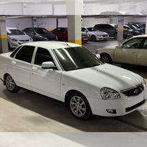 ВАЗ (LADA) Priora 1.6 MT, 2015, 120 000 км, с пробегом, цена 850 000 руб.