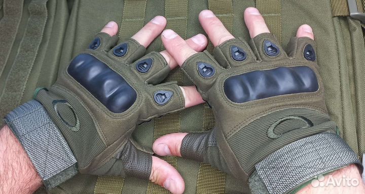 Перчатки беспалые