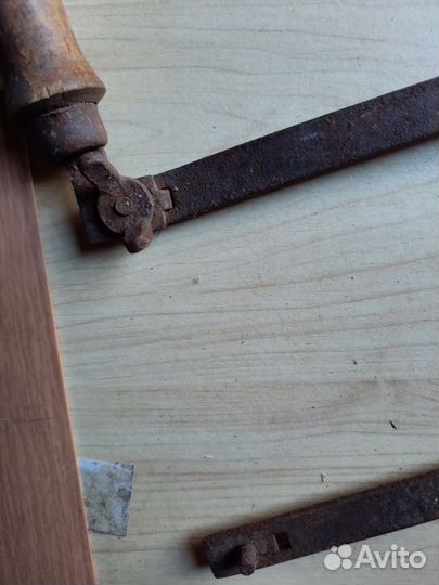 Лобзик ручной