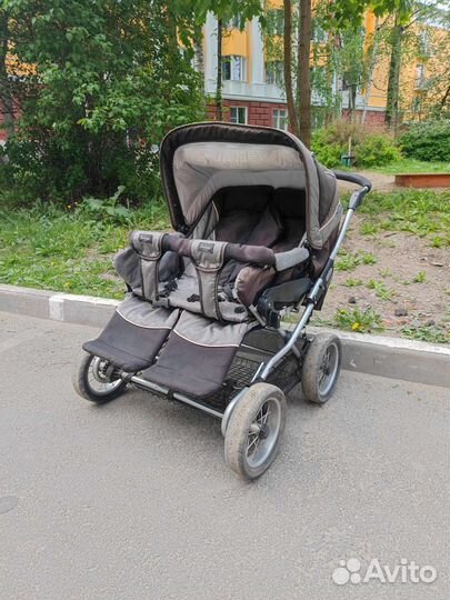 Коляска для двойни Emmaljunga