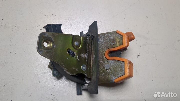 Замок багажника Skoda Octavia Tour, 2004