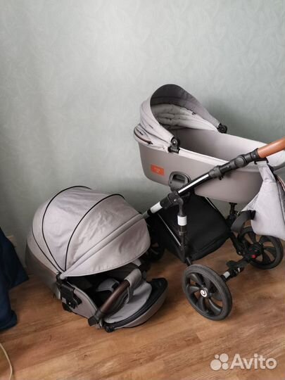 Коляска tutis viva life 2 в 1 + автолюлька