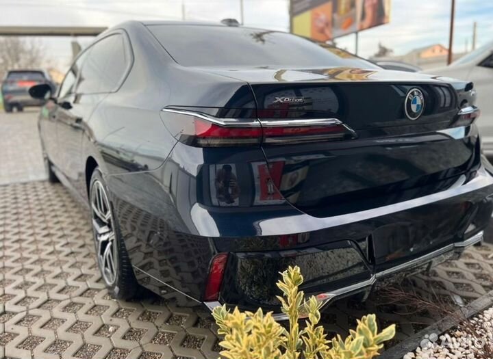 BMW 7 серия 3.0 AT, 2024, 21 080 км
