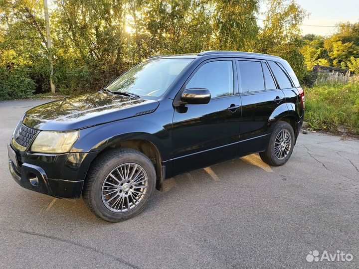 Suzuki Grand Vitara 2.4 AT, 2011, 193 000 км