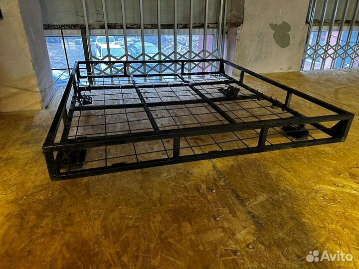 Богажник стоял на нива шевролет