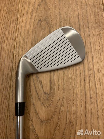 Новая клюшка для гольфа