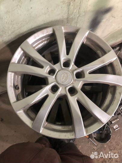 Диски toyota camry r16 4шт
