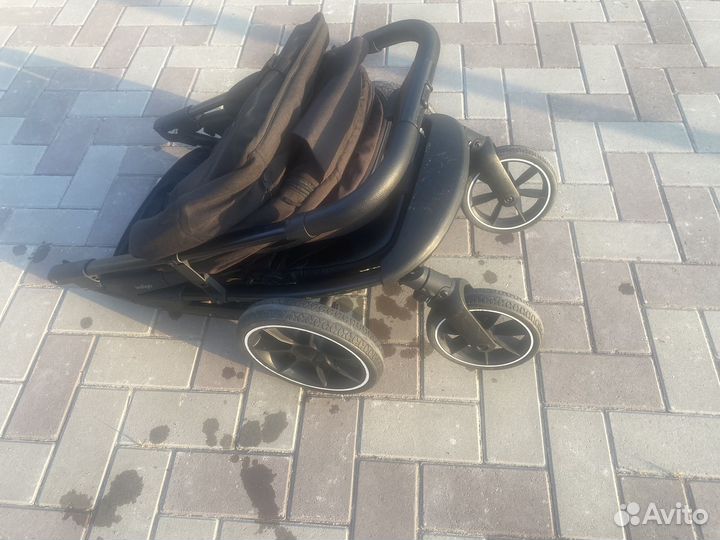 Прогулочная коляска летняя