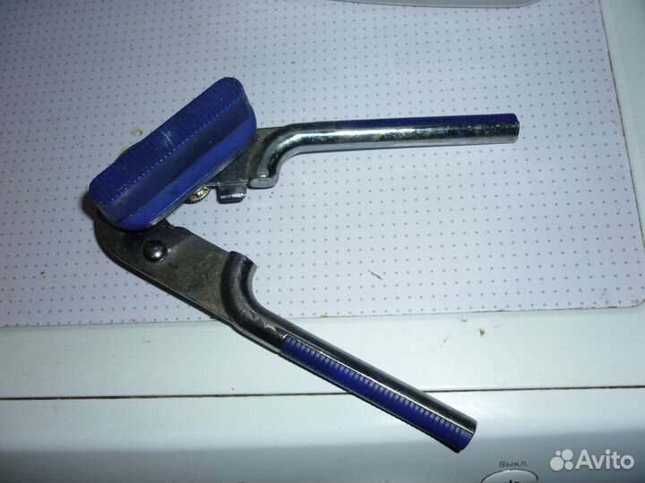 Машинка для закатки банок