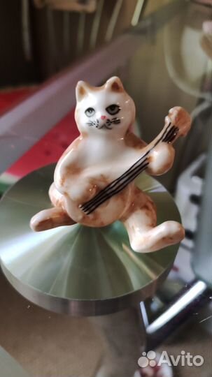 Фигурки и статуэтки кошки