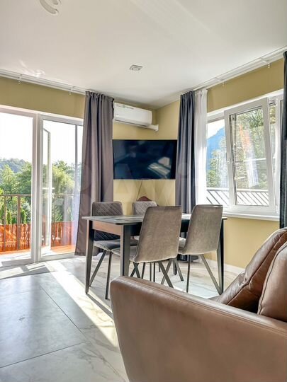 2-к. квартира, 48 м², 2/2 эт.