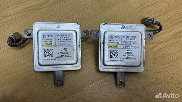 Блок розжига ксенона оригинал Audi 8K0941597e