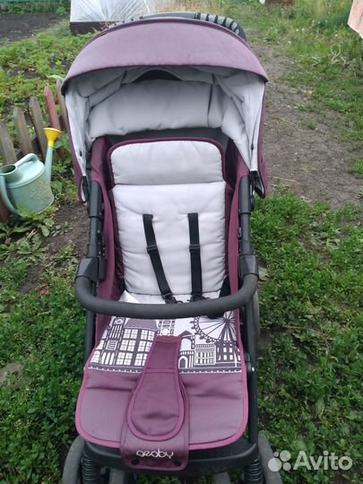 Прогулочная коляска