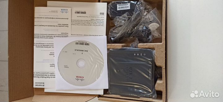 Новый Cisco SPA122