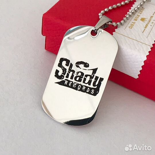 Брелок или подвеска в виде жетона