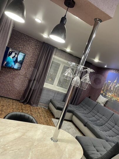 2-к. квартира, 56 м², 6/17 эт.