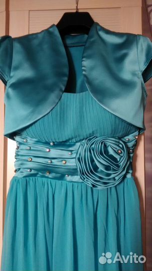 Платье вечернее