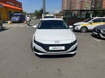 Hyundai Avante 1.6 CVT, 2020, 44 550 км, с пробегом, цена 2 390 000 руб.