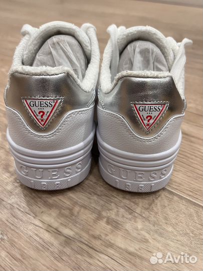 Белые Кеды Кроссовки женские оригинальные guess 41