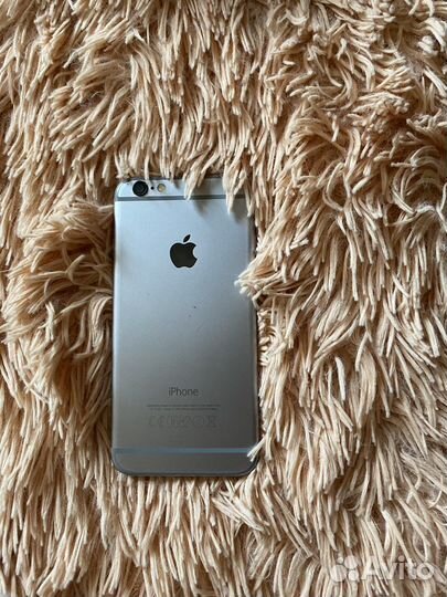 Телефон iPhone 6