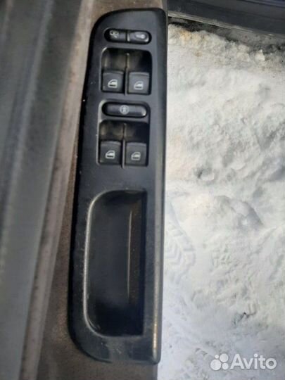 Блок управления стеклоподъемниками Volkswagen