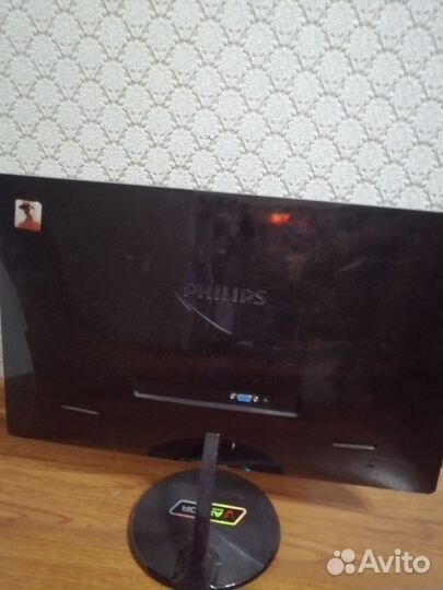 Монитор philips
