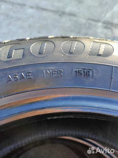 Goodyear Ultragrip Ice Arctic 195/65 R15