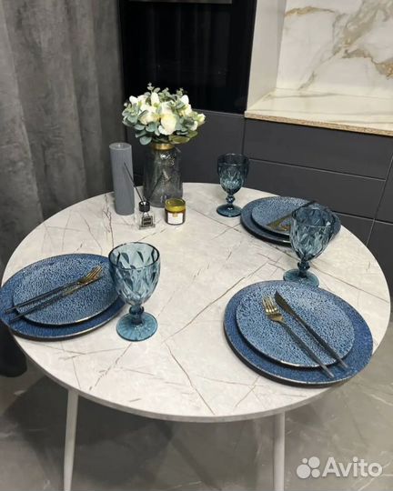Стол обеденный круглый