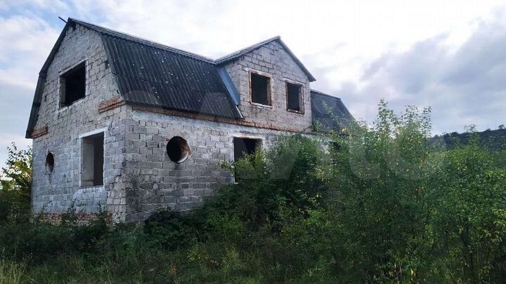 Дом 450 м² на участке 9 сот.