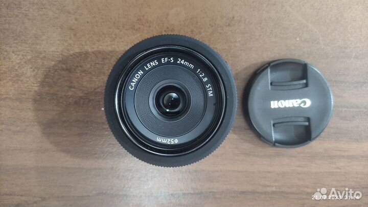 Canon ef s 24mm f 2.8 stm