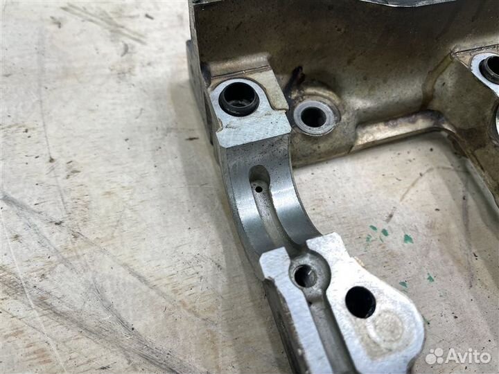 Постель распредвала Toyota Voxy ZRR75 3zrfae 2009