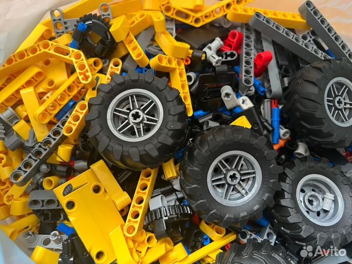 Конструктор lego Technic 42122 Jeep Wrangler