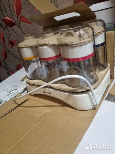 Йогуртница Vitek VT-2600