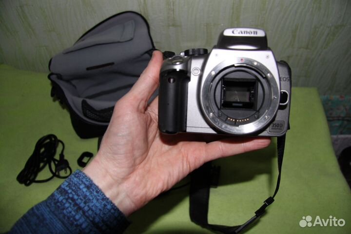 Зеркальный фотоаппарат canon