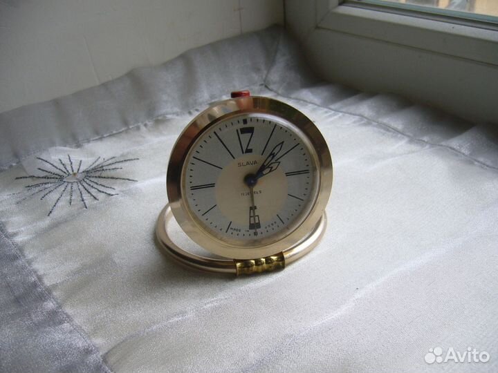 Часы будильник слава СССР