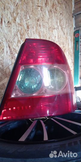 Фонарь задний