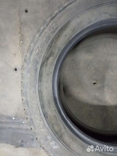 Bridgestone Blizzak MZ-03 235/60 R16 90L