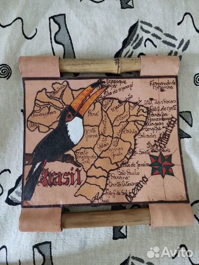 Картина из кожи и бамбука