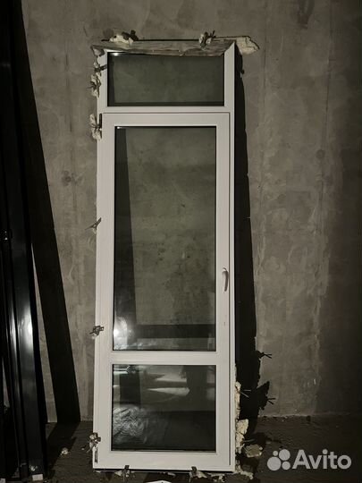 Балконная дверь с окном пвх