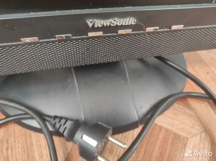 Монитор 15 дюймов viewsonic VA712B