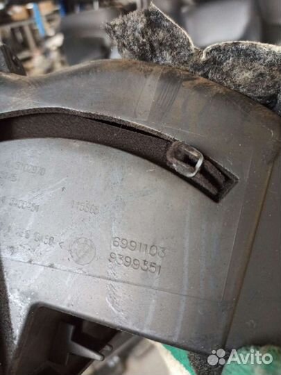 Бардачок малый (консоли) BMW G05