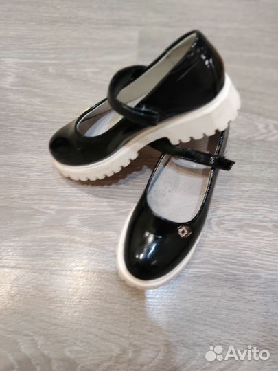 Обувь для девочки