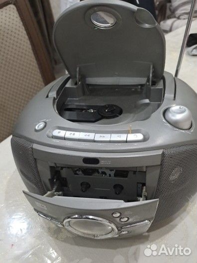 Магнитофон Vitek