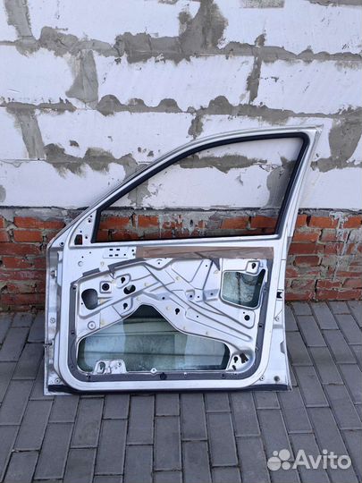 Дверь Правая Передняя Шкода Октавия тур