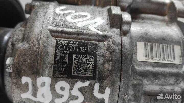 Б/У Б/У Компрессор кондиционера Volkswagen Passat