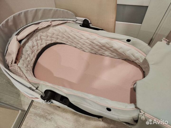 Люлька Stokke xplory v6