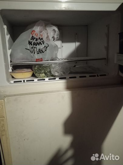 Холодильник amcor