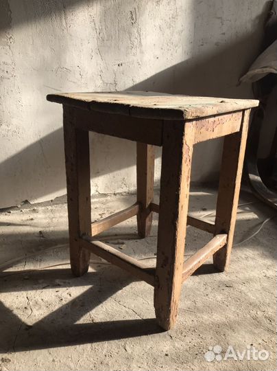 Деревянный табурет. Винтаж. СССР
